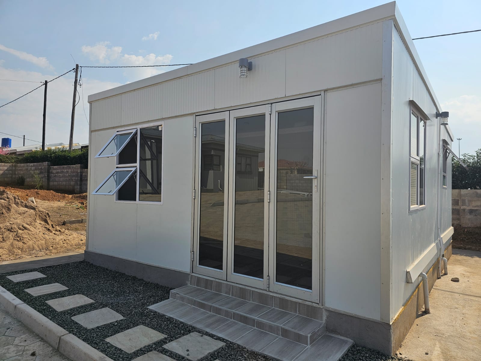 WhatsApp Image 2025-08-29 at 16.59.31 (1) WhatsApp Image 2025-08-29 at 16.59.31 (1)